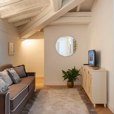 Giotto With View Apartment