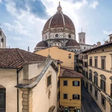 Giotto With View Apartment
